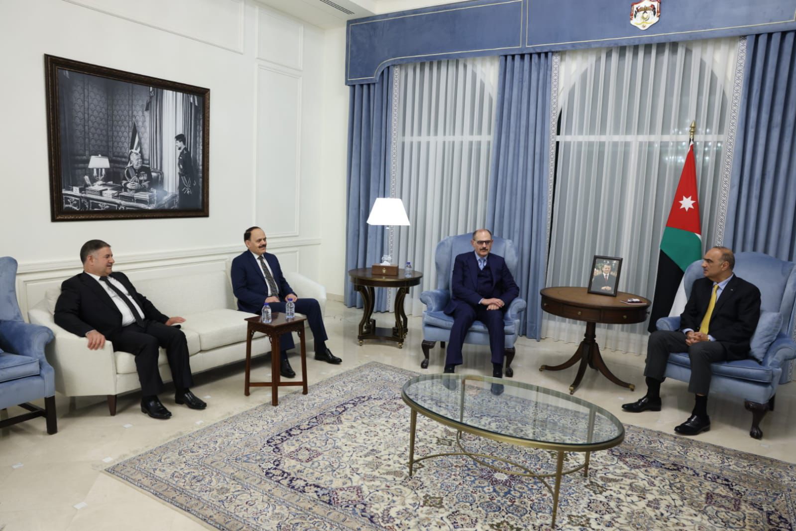 رئيس المحكمة الاتحادية العليا القاضي جاسم العميري  يلتقي رئيس الوزراء الأردني